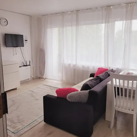 Апартаменти White Free Parking Self Check-inn *