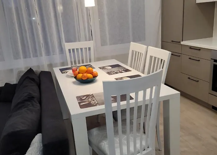 Daire White Free Parking Self Check-inn