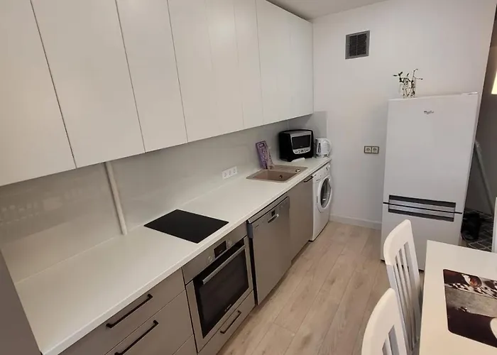 Апартаменты White Free Parking Self Check-inn Рига